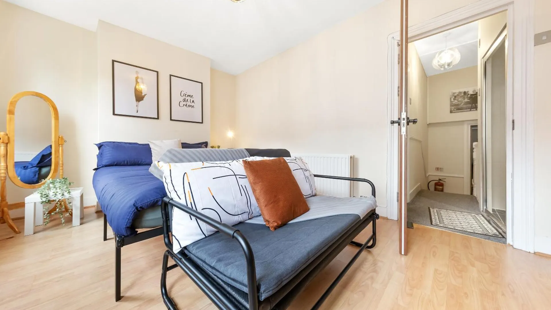 Lords Guesthouse London 0*,  United Kingdom